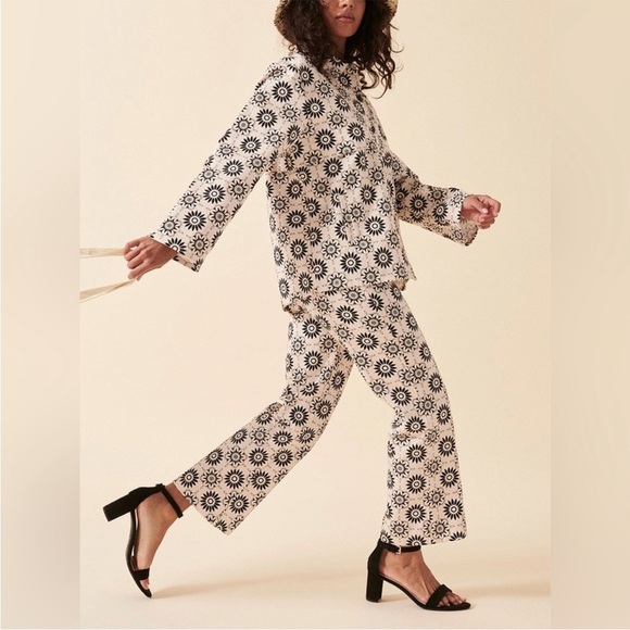 Rolla’s Plaza Bootcut Crop Pants Women's Cream/Black Floral Print High Rise S - Picture 3 of 7